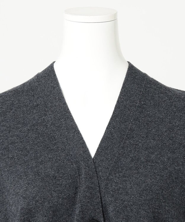 23区 【R(アール)】ウールカシミヤ Vネックカーディガン チャコールグレー系