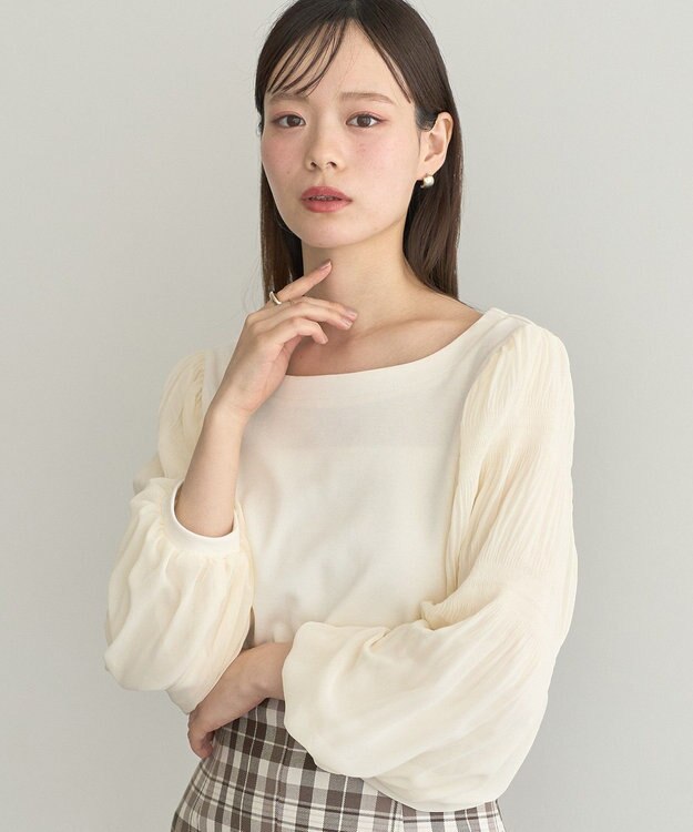 earth music&ecology マジョリカプリーツプルオーバー Off White