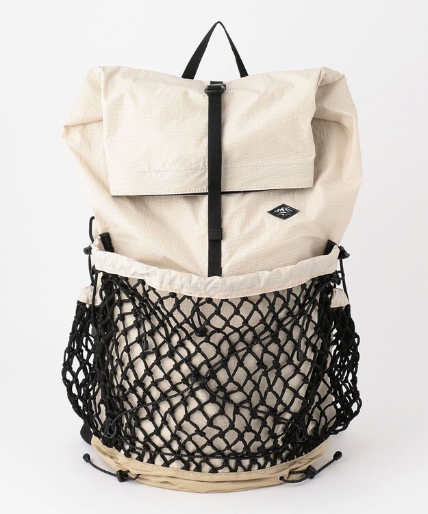 JOSEPH ABBOUD MOUNTAIN リップルサッカー バックパック アイボリー系
