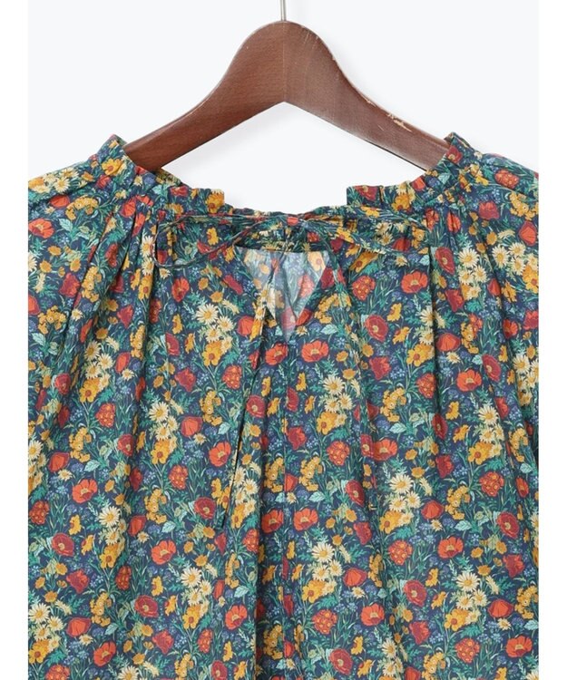 Te chichi 【LIBERTY FABRICS】フリルネックブラウス ネイビー