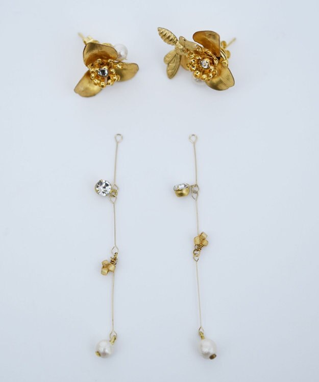 monshiro 【2WAY/スワロフスキー】シュウカイドウニハチライン ピアス ゴールド