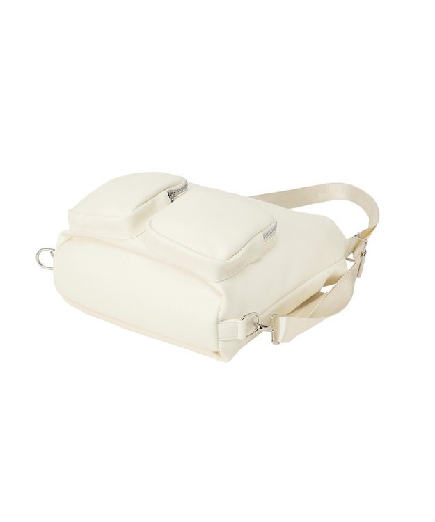 earth music&ecology Wポケット3WAYショルダーバッグ Ivory