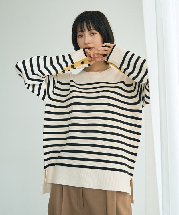 YECCA VECCA 釦デザイン配色ニット Border