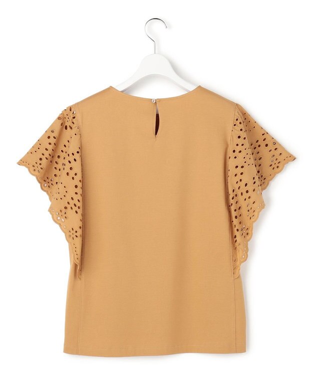 23区 【先行予約】カットワークエンブロイダリー デザインスリーブ トップス キャメル系