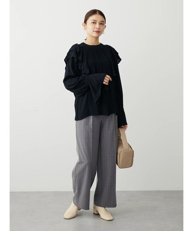Green Parks ・Ｐｅｔｉｔ　Ｆｌｅｕｒ　ラッフルショルダーブラウス Black