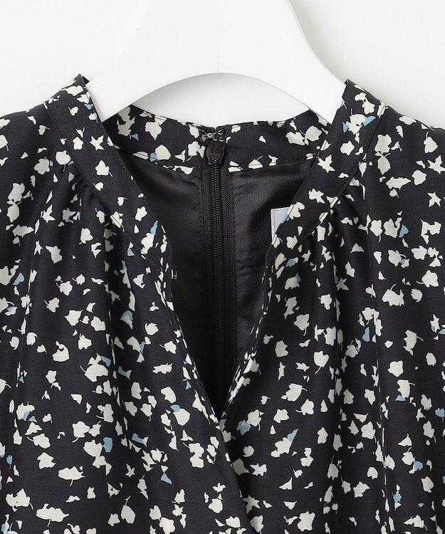 J.PRESS LADIES L 【洗える】スパンローンフラワープリント ワンピース ネイビーベース系