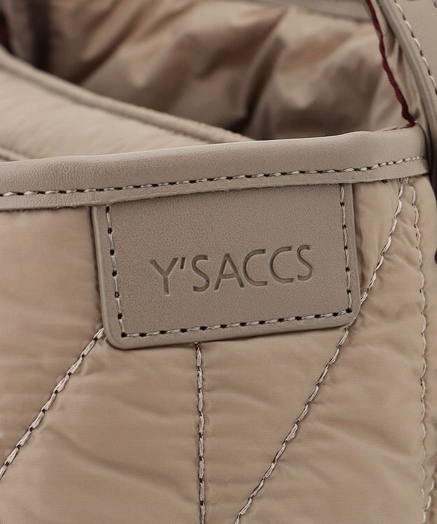Y'SACCS バイアスキルト３層トートバッグ グレージュ