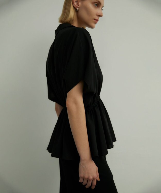 BEIGE， LUCILLE / ペプラムブラウス Black
