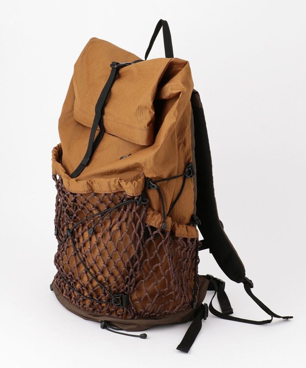 JOSEPH ABBOUD MOUNTAIN リップルサッカー バックパック キャメル系