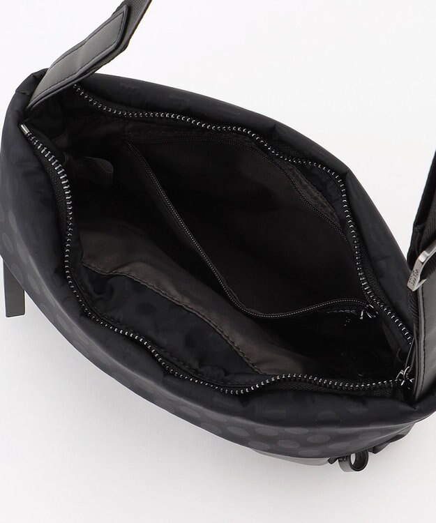 Y'SACCS はっ水ドットジャカード リサイクルレザーコンビ ショルダー ブラック