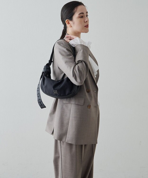 IACUCCI アーゴ S NYLON/CERVO ブラック