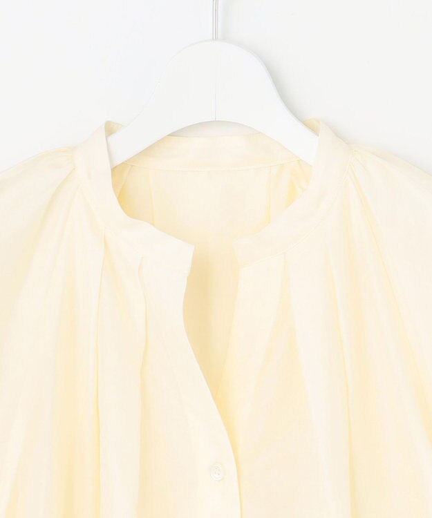 23区 【SLOW/一部店舗限定】ブライトヴィンテージクロス タック ブラウス アイボリー系