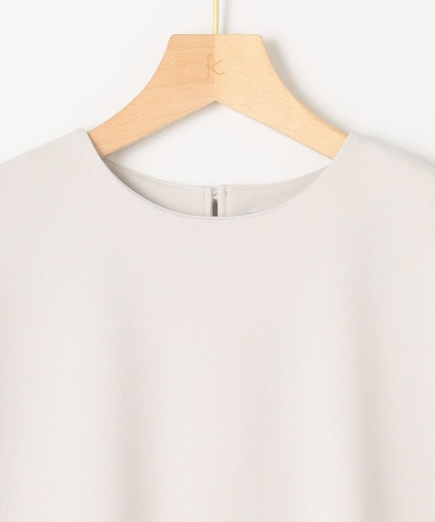 組曲 S 【吸湿・冷感・UVケア】ジョーゼットジャージーバックフリル Tブラウス ライトグレー系