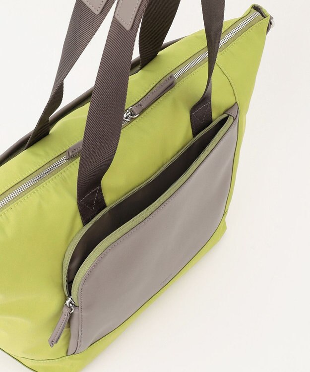 Y'SACCS ナイロン×リサイクルレザー　コンビマルチトート ライトグリーン