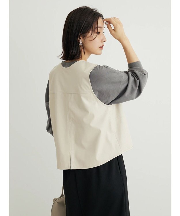 Green Parks フェイクレザーベスト Ecru