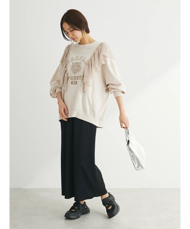 Green Parks ・ＳＵＧＡＲ　ＳＰＯＯＮ　タイガーｐｔラッフルスウェット Ivory