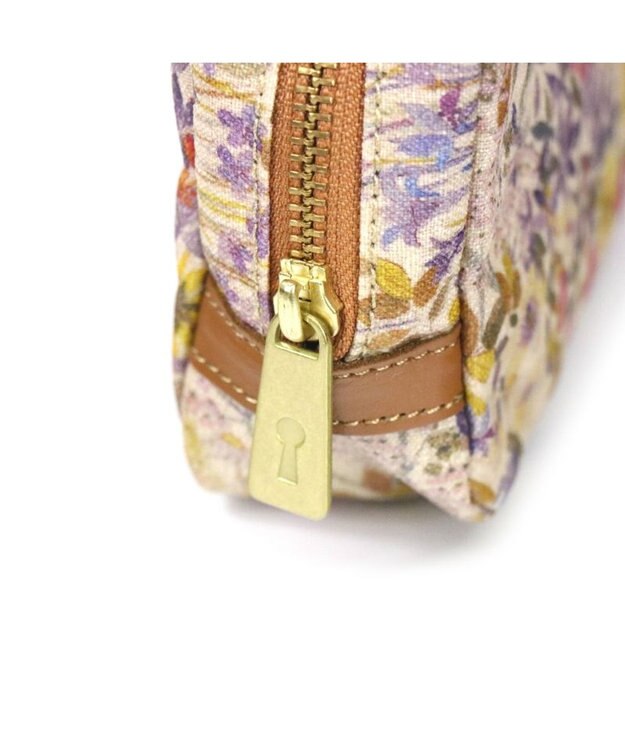 Regalo Felice 【リバティ柄 / 撥水加工】ポーチ / REGALO IV(アイボリー)