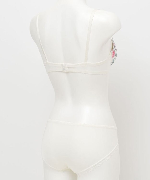 Wing WEB限定　ブラ＆ショーツセット　3/4カップブラ　ウイング／ワコール　CB3710 ホワイト