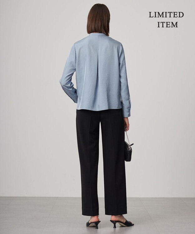 ICB 【WEB限定・洗える】シルキーツイル  クロップドシャツ ブルー系