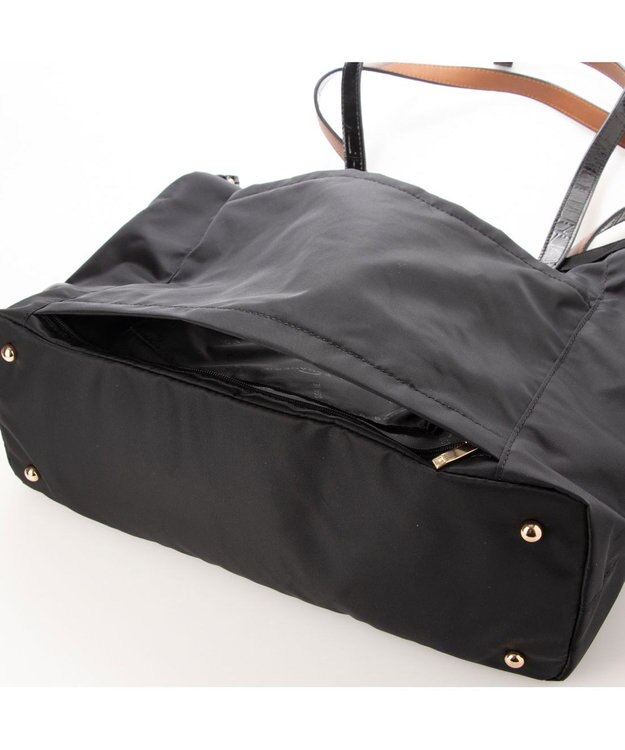 LA BAGAGERIE 【エコユース】ナイロン×型押しエナメル　2WAYA4トート ブラック