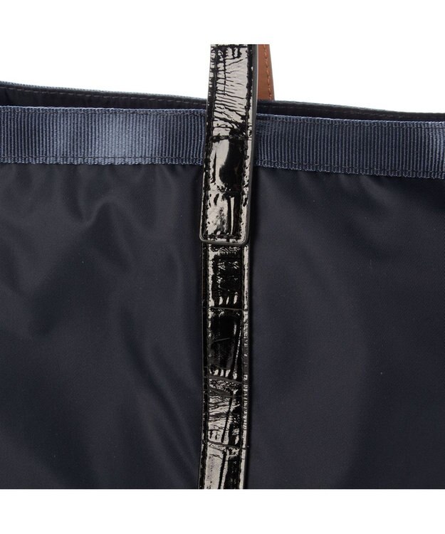 LA BAGAGERIE 【エコユース】ナイロン×型押しエナメル　2WAYA4トート ネイビー