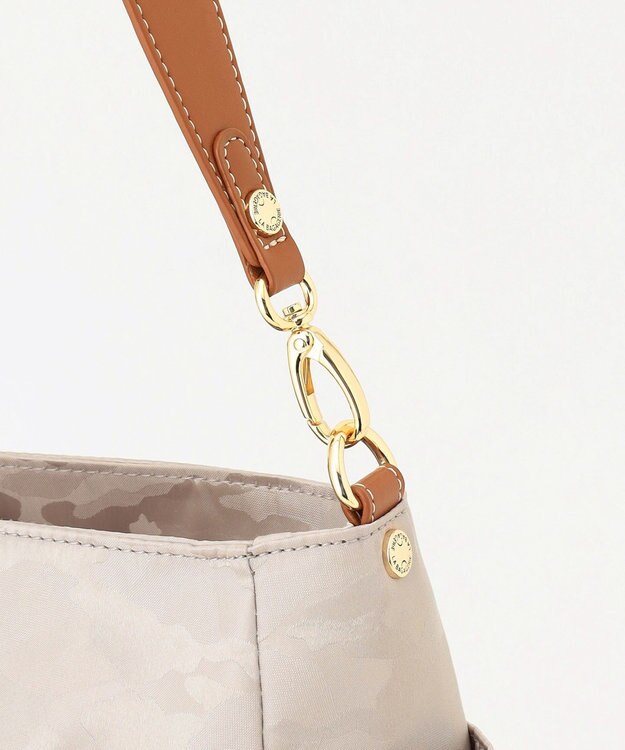 LA BAGAGERIE シャドージャカード 2WAYショルダーバッグ アイボリー