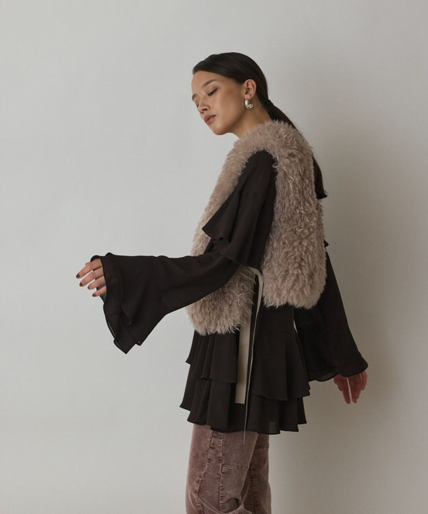 GRACE CONTINENTAL ショ－トファ－ジレ ベージュ