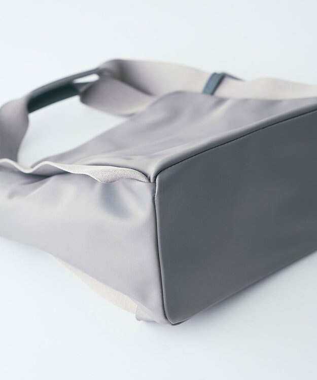 MIYABIYA LAQUOH【撥水加工】ミニマルナイロントート (L) グレー