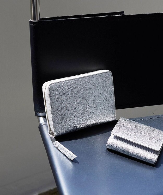 TOPKAPI 【TREASURE TOPKAPI】ウォッシュド レザー メタリック ラウンドファスナー 二つ折り財布/パスポート対応 シルバー