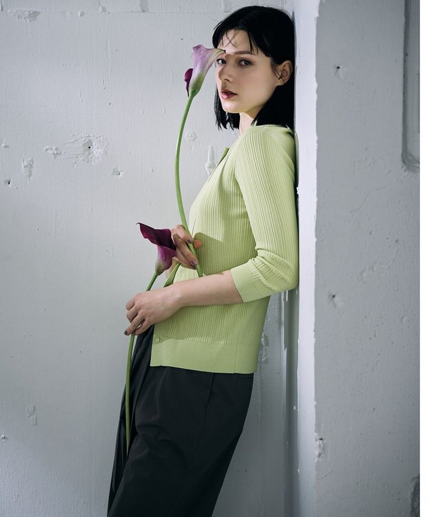 自由区 【カトリエムブーケ】Cotes melangees a la soie ボタンフロントトップス グリーン