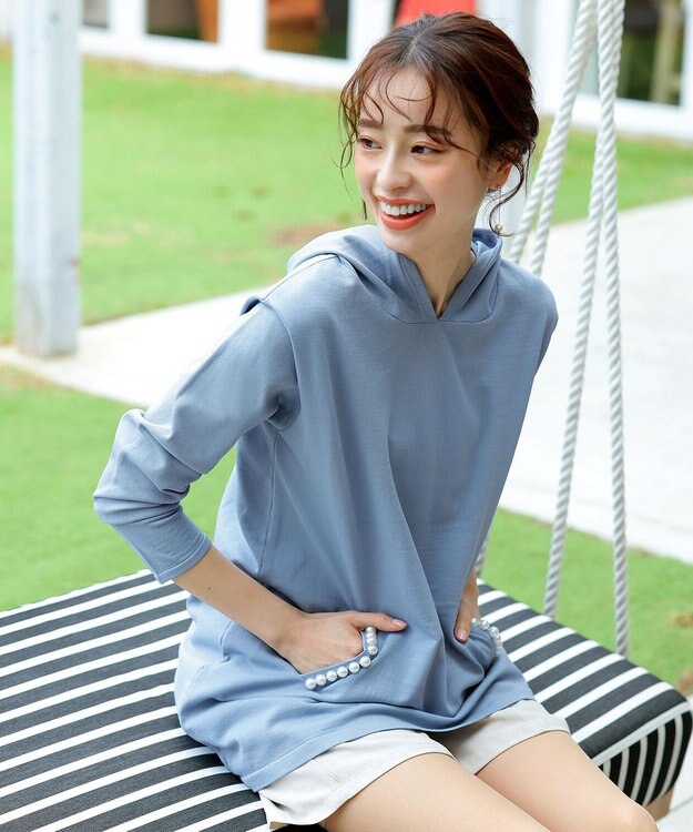 Tiaclasse 【洗える】パールポケット付きニットチュニックパーカー ブルー