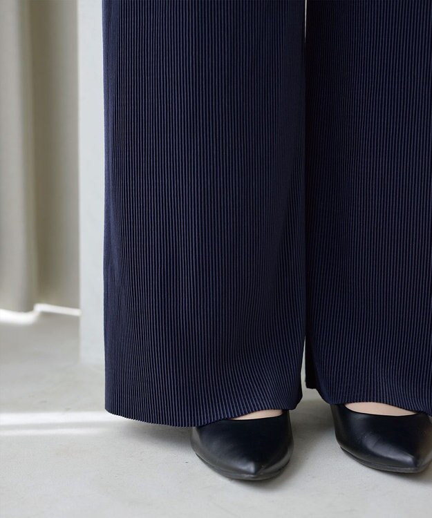 Tiaclasse L クリスタルプリーツパンツ ネイビー
