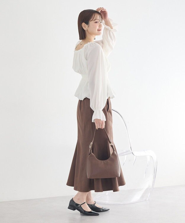 earth music&ecology バルーンヘムブラウス Off White