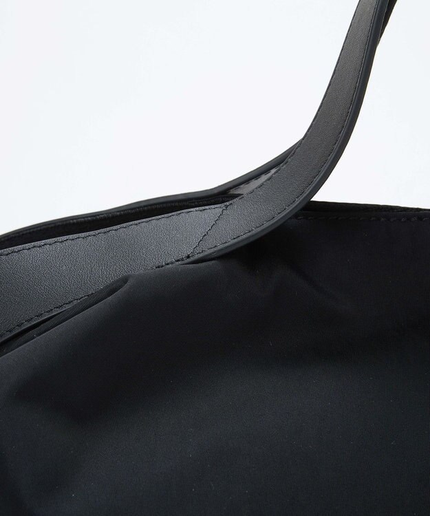 TOPKAPI 【Breath TOPKAPI】MORPH モーフ リンクルナイロン 2way ワイド トートバッグ チャーム付き　軽量 / 撥水 ブラック