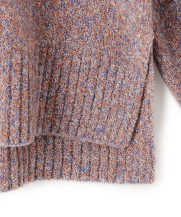 23区 【洗える】ミックスブークレ サイドスリットタートルニット オレンジマルチ