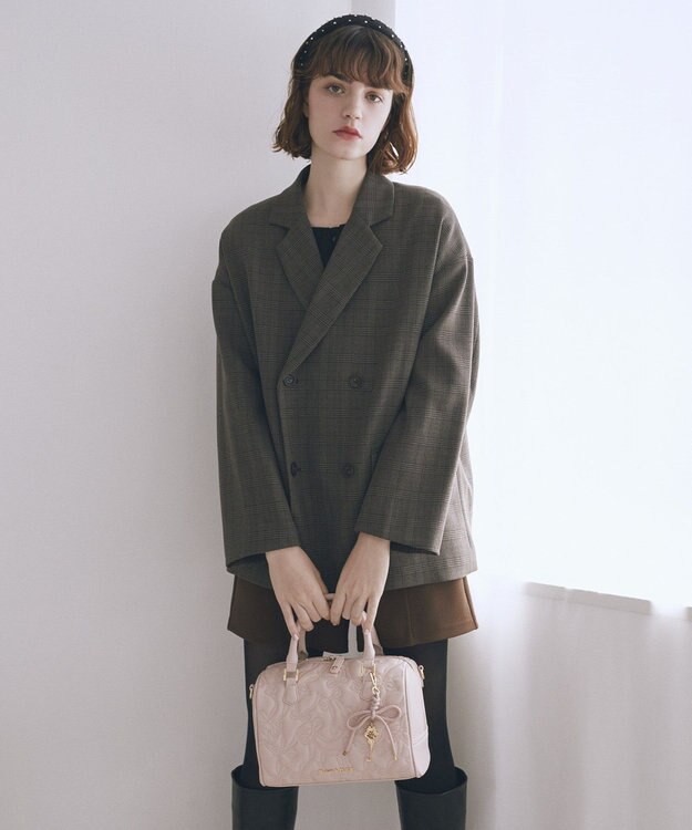 Maison de FLEUR チャーム付きリボンキルティングボストンバッグ Pink