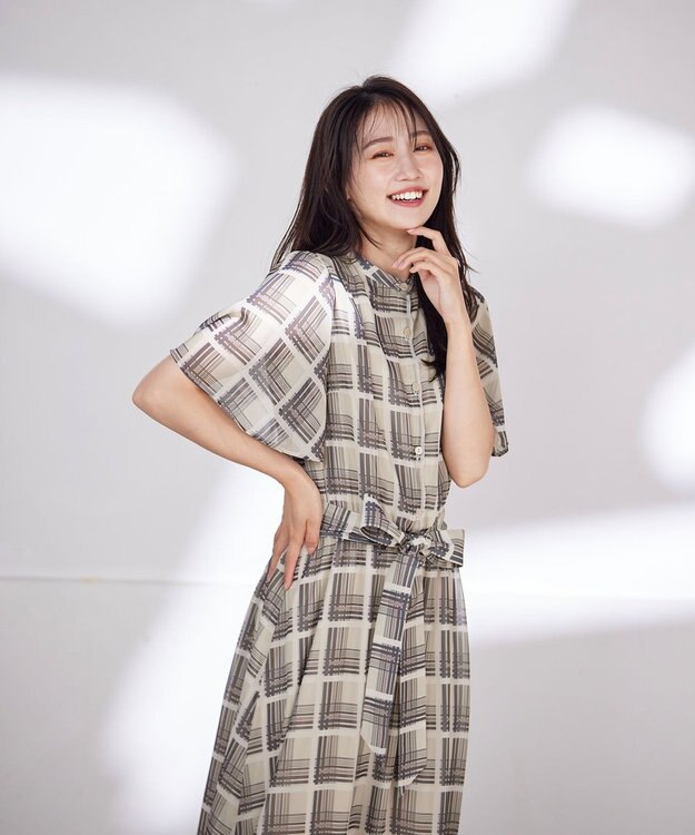 Tiaclasse 【新色追加・洗える】チェック柄フレア袖シアーワンピース ベージュ