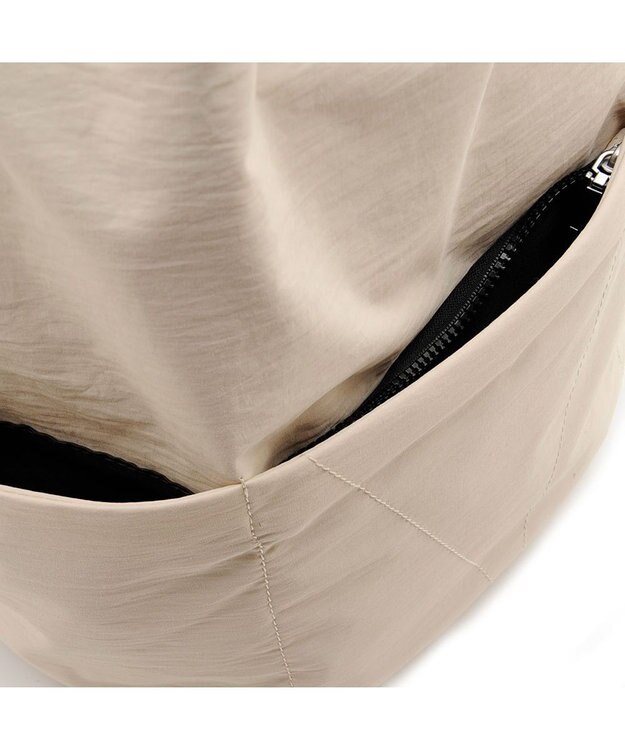 MioFIRANO SILHOUETTE M001 バックパック リュック はっ水 A4サイズ対応 IVORY