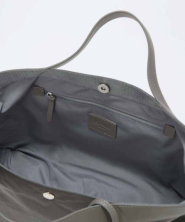 TOPKAPI 【Breath TOPKAPI】MORPH モーフ リンクルナイロン 2way ワイド トートバッグ チャーム付き　軽量 / 撥水 グレー