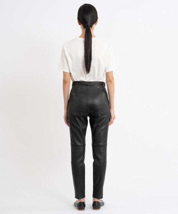 23区 【エステータ】ストレッチレザー スキニーパンツ ブラック系