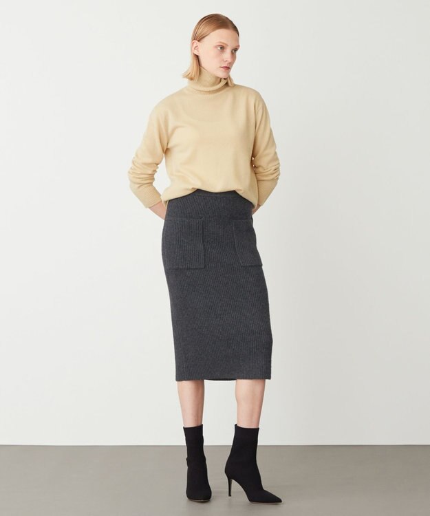 BEIGE， ENSIS / ハイネックニット Maize