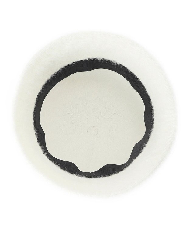 MOONBAT FURLA フェザーシャギークロッシェ オフホワイト