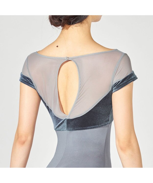 Chacott ハーフスリーブレオタード アッシュグレー