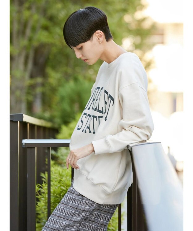 AMERICAN HOLIC ネップ裏毛ロゴスウェット Oatmeal