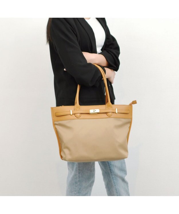 UNBILLION 【テレビ ドラマ着用アイテム】ペルケ perche / ナイロン牛革ヒネリ金具トートバッグ ベージュ