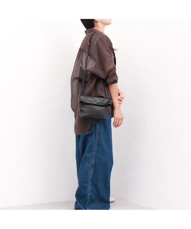 UNBILLION ペルケ perche / ガーメントレザー・サスティナブルミニショルダー ブラック