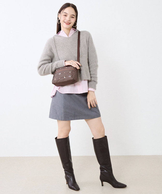 DANIELLA CROSSBODY/バニーエンブロイダリー / LeSportsac