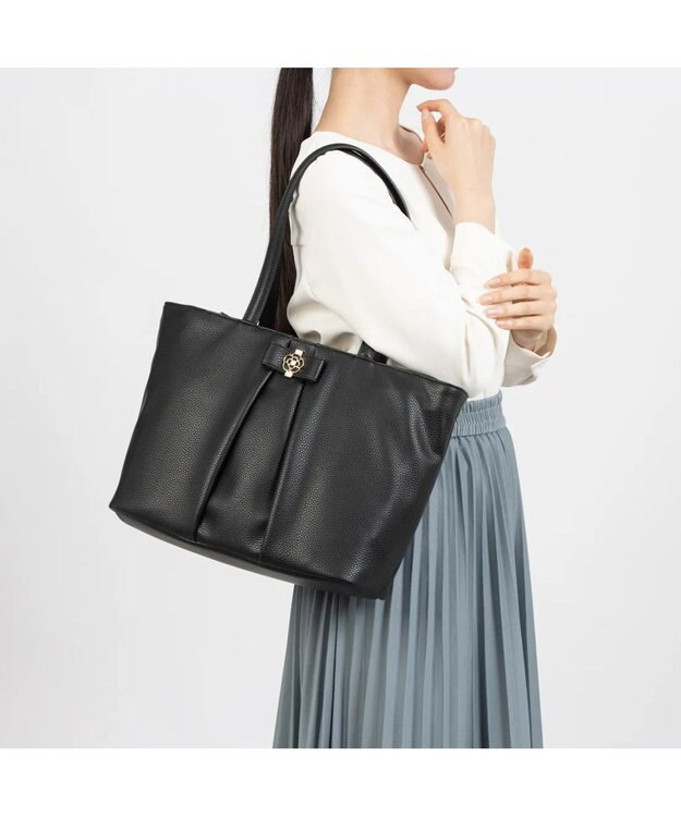 CLATHAS ルルリア A4トートバッグ ブラック