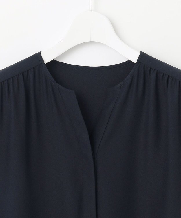 自由区 【洗える】ソフトジョーゼットスキッパー ブラウス ネイビー