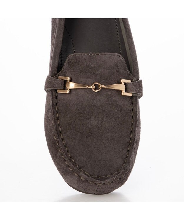 ing <ing>【3E】【サスティナブル】ビット付きモカシューズ ダークグレースエード